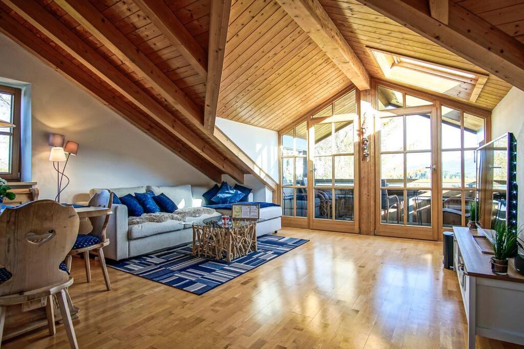 Luxury Living Near Weissensee +Balcony +Netflix Fussen Exterior photo