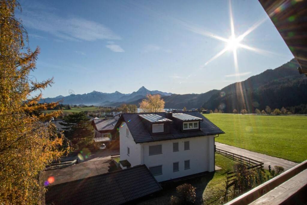 Luxury Living Near Weissensee +Balcony +Netflix Fussen Exterior photo
