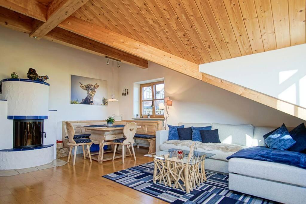 Luxury Living Near Weissensee +Balcony +Netflix Fussen Exterior photo